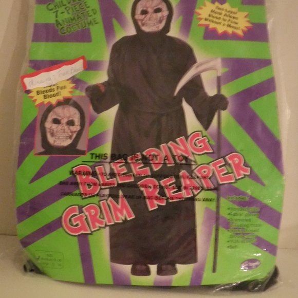 HALLOWEEN COSTUME - Picture 2 of 2